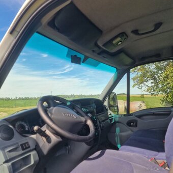 Iveco Daily 35  C 15-  sklápěč do 3-stran, 7.míst - 15