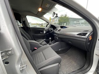 Megane Grandtour - 15