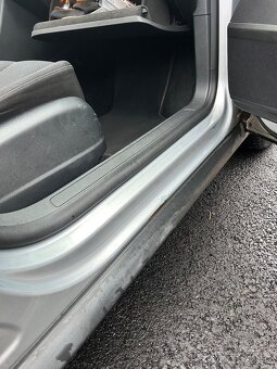 Volkswagen Passat B6 2009 2.0 TDI automat - 15