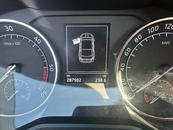 Škoda Superb 2.0 TDI 110KW DSG rozvody r.v.2016 - 15