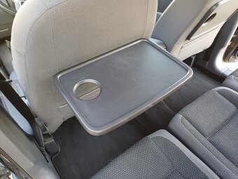 Volkswagen Touran 2,0 TDi 103KW 2010 - VELKÁ SLEVA - 15