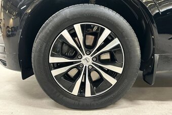 Volvo XC60 D3 Momentum Edition rok 2020 - 15