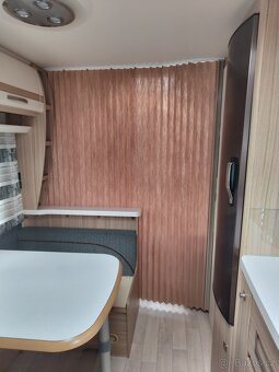 Prodám luxusní rodinný karavan Fendt Bianco Activ 550 KMG - 15
