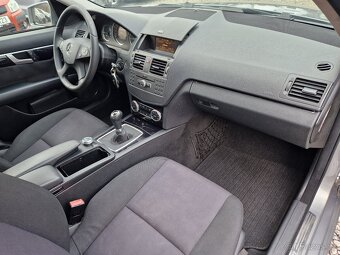 Mercedes Benz W204,C220CDi,125KW,MANUÁL,BEZ KOROZE,R.V.2011 - 15
