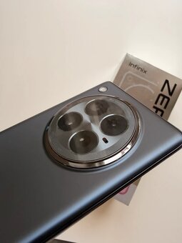 Infinix ZERO 40 5G 24GB/512GB - 15