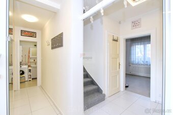 Prodej rodinného domu 4+1 159 m2 s pozemkem 316 m2, Neratovi - 15
