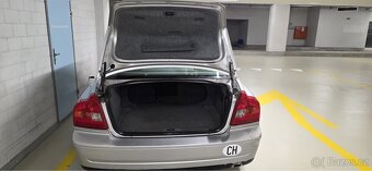 Prodame Volvo S80. 2,5 T 154 kw - 15