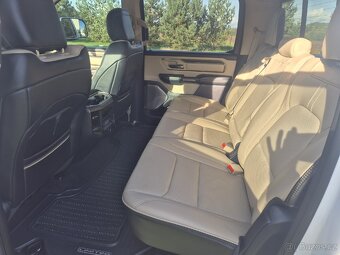 Dodge Ram 1500 Limited - 15