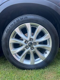 Mazda CX - 5 2,0; Benzín 4x4 AWD manuál - 15