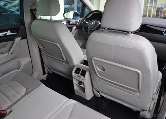 Volkswagen Golf Sportsvan 1,6TDI DSG PANORAMA NAVI - 15