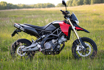 Aprilia Dorsoduro 750 - 15