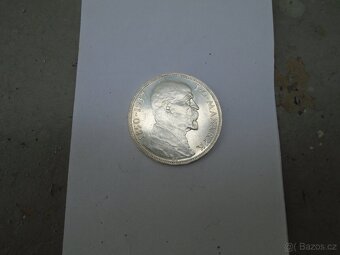 ODZNAKY MINCE A VYZNAMENANÍ - 15