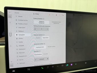 Tesla Model S, 500kw USA bily interiér - 15