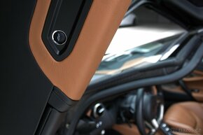 McLaren 720S 4.0 Twin Turbo V8, Launch Edition, (530kw) - 15