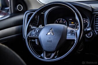 Mitsubishi Outlander 2.2DI-D 7-miestne Intense+ A/T - 15