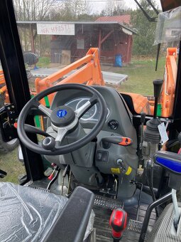 Traktor TIGER 904 - 15