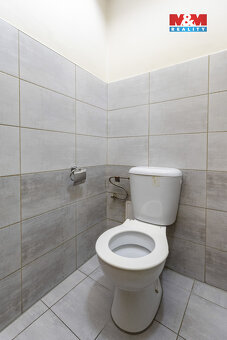 Prodej bytového domu s 10 byty a komercí, Hlinsko - 15