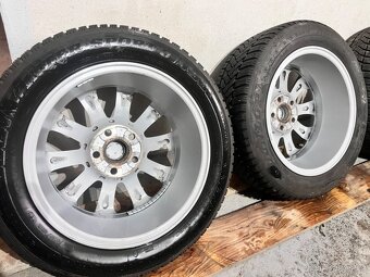 5x114,3 R16 originál zimní sada Toyota Avensis 205/55 - 15