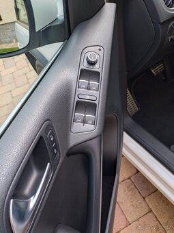 Volkswagen Tiguan R-Line 4x4 2.0 TDI 103 kW, DSG - 15