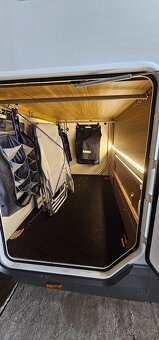 180PS 4místa 3,5t automat Mobilvetta Kyacht TL86 obytné auto - 15