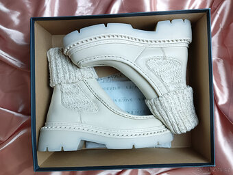 ♥️ Dámské kotníkové boty / polokozačky kožené béžové Badura - 15