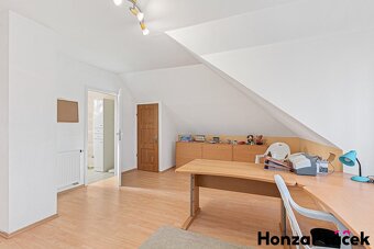 Prodej, rodinný dům, 167 m2 - Předboj, Praha - Východ - 15