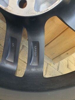 Prodám 215/65 R17 zimní na VW, Škoda, Seat - 15