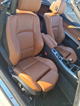 BMW E93 330I LCI 6st Manuál Tovární M Paket - 15