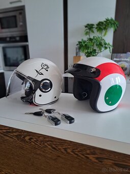 Elektroskútr Hecht Equis - najeto 138km, nové baterie - 15