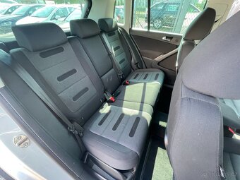 VW Tiguan 2.0 TDi DSG 4x4, Serviska, Senzory - 15