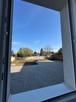 PRONÁJEM NOVĚ VYBUDOVANÉHO BYTU 2+KK, ROSTĚNICE – ZVONOVICE - 15