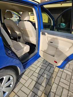 VW Touran 1,6 TDI 2011 - 15