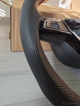 Nový zkosený volant Škoda + PÁDLA DSG - 15