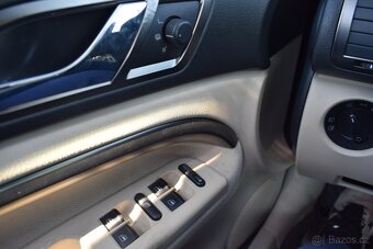 Škoda Superb 2,0TDi PR.SERVIS,SUPER STAV - 15
