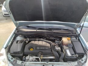Opel Astra Caravan 1.7 CDTI KLIMA,ČR,ŠPATNÁ SPOJKA - 15