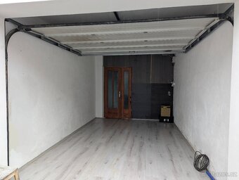 Menší rodinný dům 3kk + přístavby, klidné centrum Holice - 15