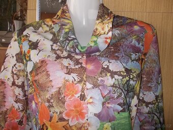 ŠATY RŮZNÉ TYPY-SPOLEČ.+LETNÍ +CAPRI KALHOTY+ SÁČKO - 15