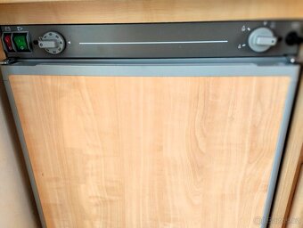 TRIGANO VDL  (STERCKEMAN) | rok.v. 2005 | hmotnost 900 kg - 15