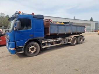 Prodám kamaráda Volvo FM12 6x2 hákový nosič - 15