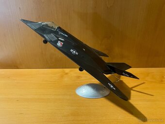 Plastové modely letadel - hračky - 15