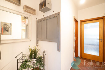 Rodinný dům 4+kk, 120m2, garáž, bazén, zahrada, Roudné, okre - 15