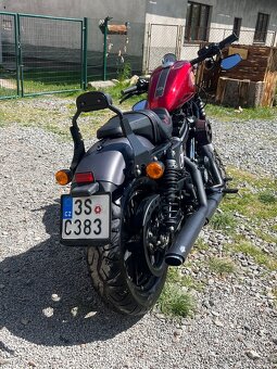 Harley Davidson Sportster Iron 883N - 15