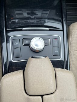 Mercedes E350CDI 4 MATIC AMG - 15