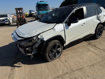 Toyota Rav 4 2.5i HYBRID 4x4 aut. Selection 2020 - 15