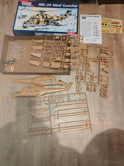 Technika 1:35, letadla 1:48, barvy Humbrol - 15