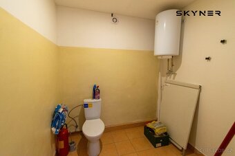 Prodej multifunkční ocelové haly s kancelářským zázemím, man - 15