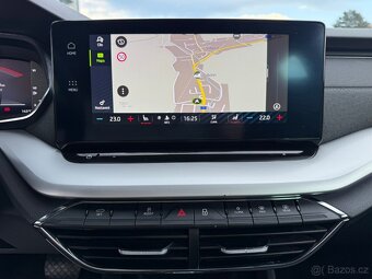 Škoda OCTAVIA IV 2.0 TDi DSG MATRIX VIRTUAL KAMERA TAŽNÉ 21 - 15