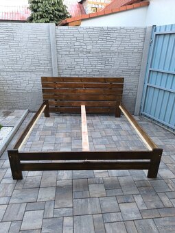 Prodám manželskou postel + Matrací 180cm x 200cm - 15