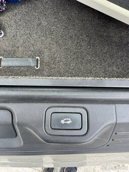 Land Rover Range Rover 4.4 SDV8 Autobiography-luxusní výbava - 15