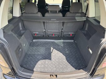 Volkswagen Cross Touran 2.0 TDI 103 kW - 15